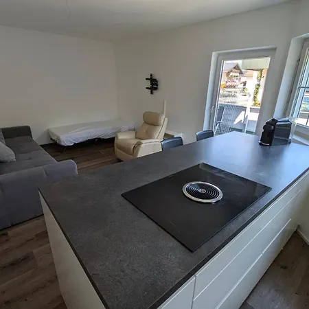 Appartement B21 Brixenthalstrasse 21 *